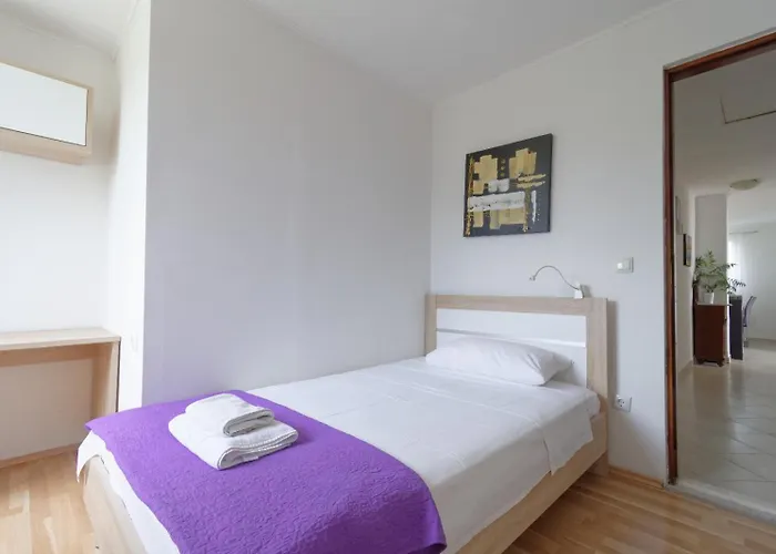 Вилла Apartman Gizdavac *